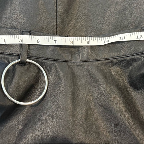 Hot Topic Black A-Line Mini Skirt for Work - Picture 3 of 3